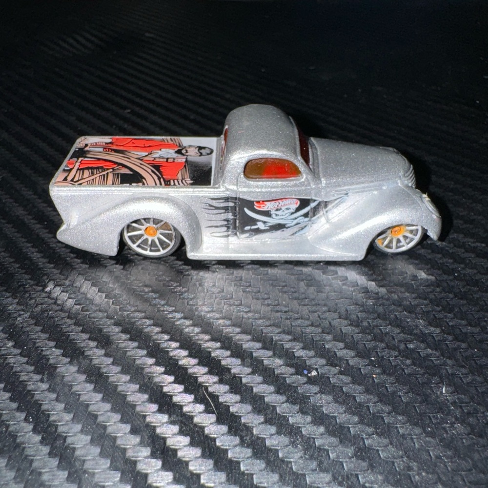 VTG 2001 Mattel Hot Wheels Super Smooth Die-cast Boulevard Buccaneers 1:64 Truck
